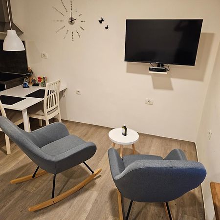 Studio Apartma V8 Máribor Exterior foto