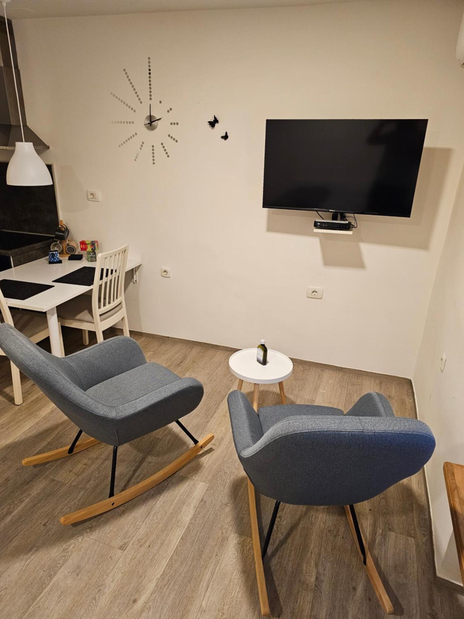 Studio Apartma V8 Máribor Exterior foto